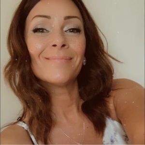 Meet your Posher, Nadia